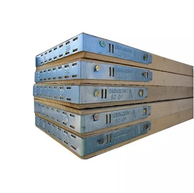 Tábuas laminadas para andaimes